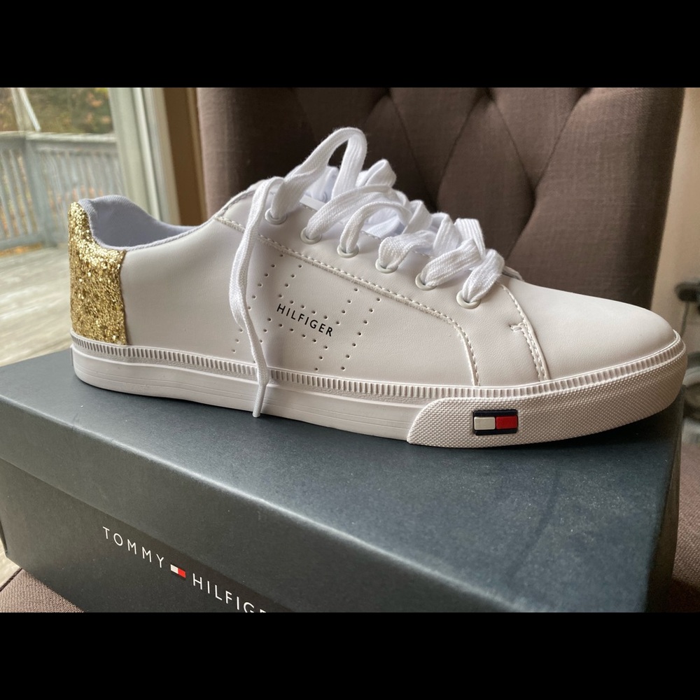 Tommy Hilfiger sneakers